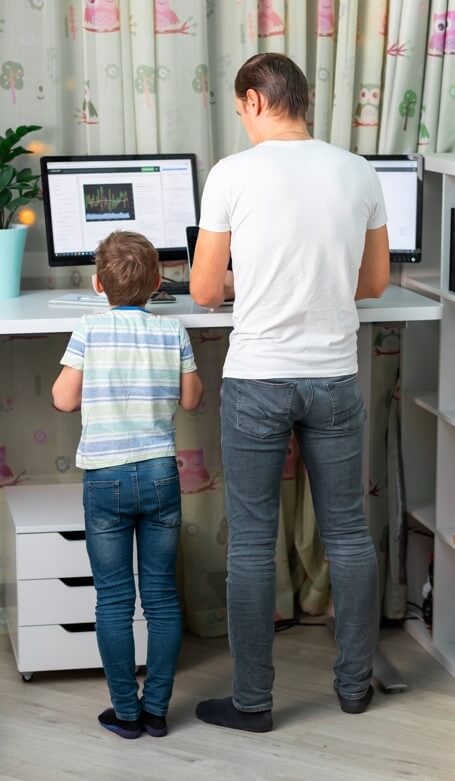 Benefits of Standing Desk in Kids’ Learning - Lazy Maisons®